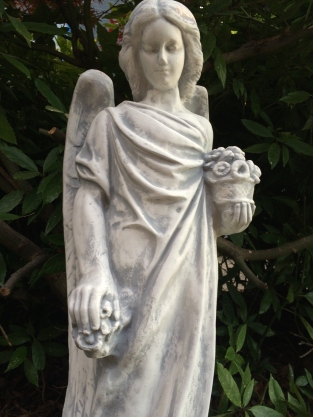 Beautiful angel, grave angel, artificial stone, antique white
