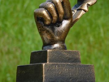 Statue The Whisperer - Bronze look - Cast iron
