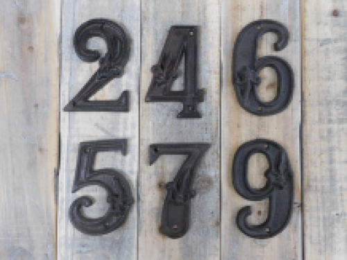 Klassieke Huisnummers - Cijfers van 0 tot en met 9 - IJzer