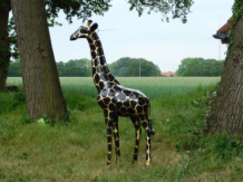 Bijzonder groot beeld ''Giraffe'' - zwart/goud van Polystone