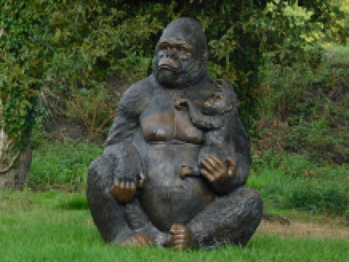 Exclusief beeld Gorilla met babygorilla - XXL - polystone - gedetailleerd