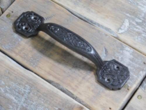 Eisengriff im mittelalterlichen Stil und Aussehen, Türgriff / Schrank - Schubladen - Griff