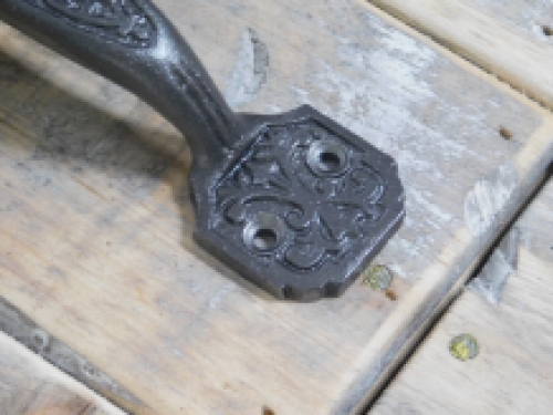 Eisengriff im mittelalterlichen Stil und Aussehen, Türgriff / Schrank - Schubladen - Griff