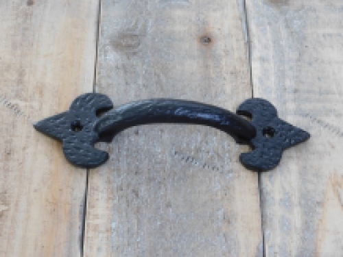Beautiful wrought iron handle with French lily, black.
