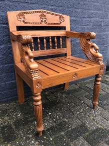 Antieke set stoelen, handgemaakt mooi houtsnijwerk. koloniaal hout, 1 MALIG!!