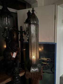 Große Metalllaterne  | Stehend oder hängend | Besonderes Erscheinungsbild | 110 cm hoch