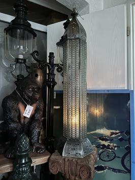 Große Metalllaterne  | Stehend oder hängend | Besonderes Erscheinungsbild | 110 cm hoch