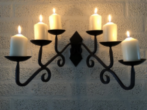 Beautiful wrought iron wall sconce 6 dishes, very beautiful!!