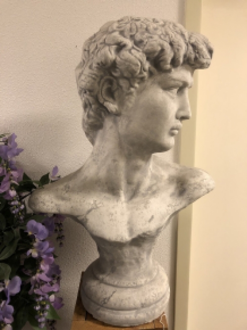 Sculptuur David - massief steen 