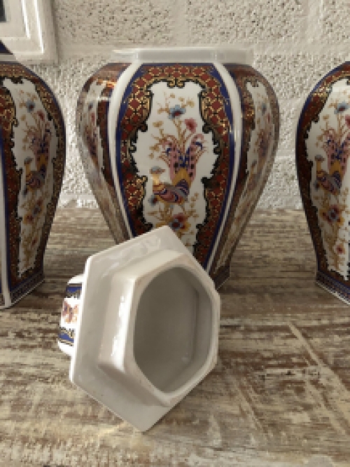 Unique porcelain vases set from Bing & Grondahl, the connoisseur knows!