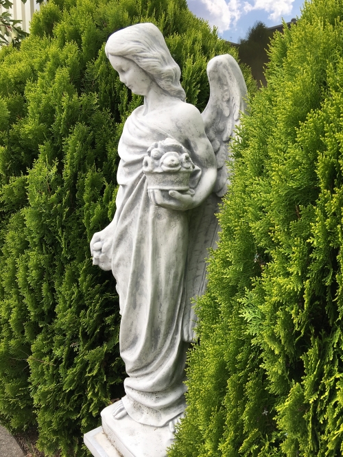 Beautiful angel, grave angel, artificial stone, antique white