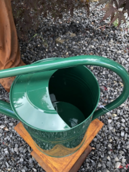 Klassieke Metalen Tuin Gieter Groen 7.5 Liter - Prachtig Ontwerp