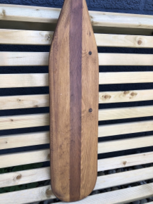 Beautiful wooden paddle, completely handmade.