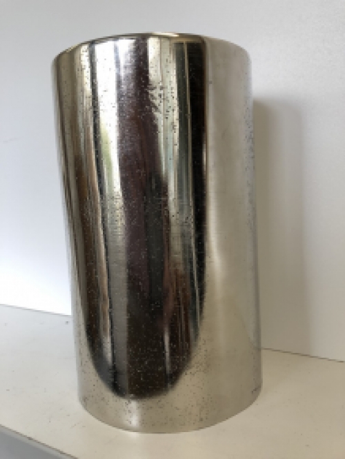 Beautiful nickel round champagne wine cooler. LAST!!