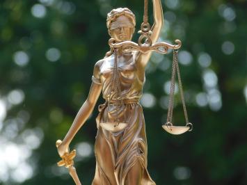 Beeld Vrouwe Justitia - Brons-look - 35 cm - Polystone