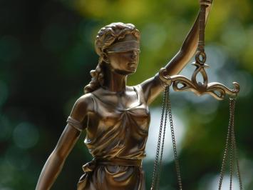 Beeld Vrouwe Justitia - Brons-look - 35 cm - Polystone