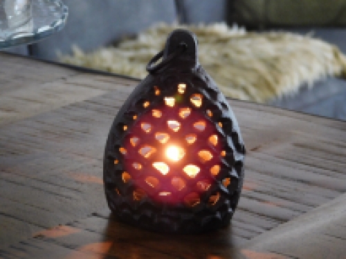 Lantern as a pine cone, tea light holder, pine cone as storm light, like antiques