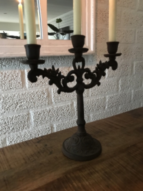 Candlestick 3-armed robust cast iron, old-white, super beautiful!!