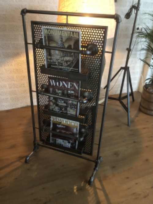 Tijdschriften-kranten-lectuur-standaard-kiosk-metaal-grijs.