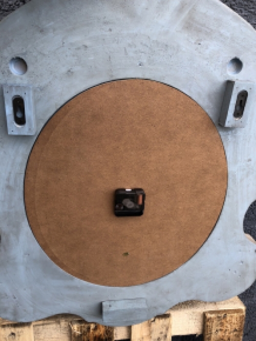 Wunderschönes Modell mit massivem Ziffernblatt. vintage raw Letste!!