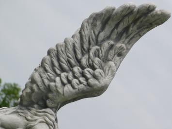 Kneeling angel with wings up - including plinth - full stone