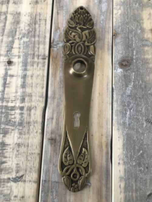 1 long plate - door shield - in patinated brass, for internal doors, BB 72