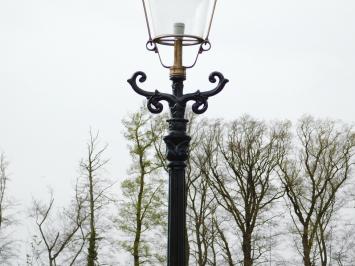 Tuinlamp, gietijzeren lantaarnpaal met kap, groen, klassiek