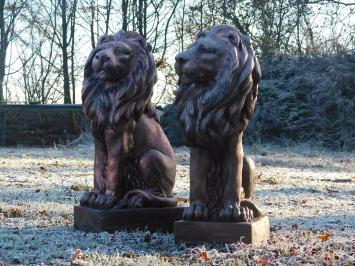 Sitzender Löwe - Polystone - rechts schauend - Kupferoptik