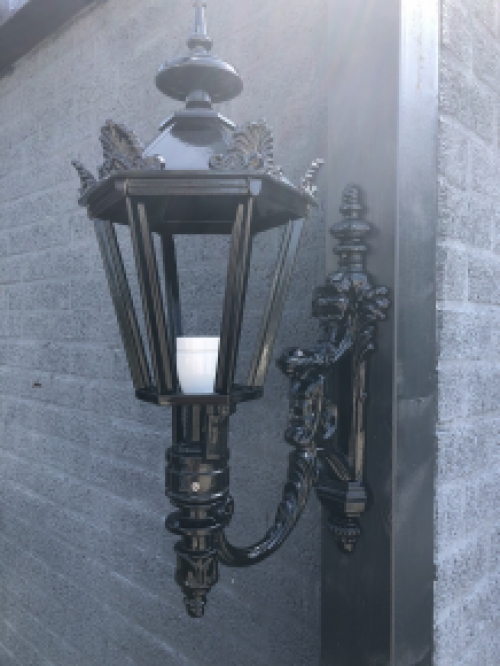 Wand buitenlamp Maas 65, Alu gegoten met Lampenfitting en Glas.