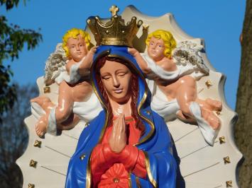 Wunderschöne Maria-Statue mit Engeln und Rückenplatte, vollfarbiger Polystone