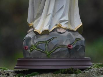 Marienstatue mit Rosenkranz - Polystone