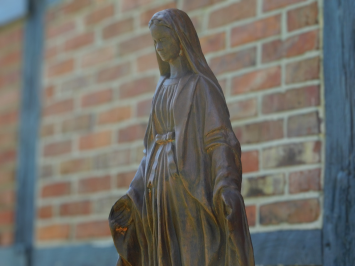 Statue of the Virgin Mary on a Pedestal – 155 cm – Stone with Oxide Finish