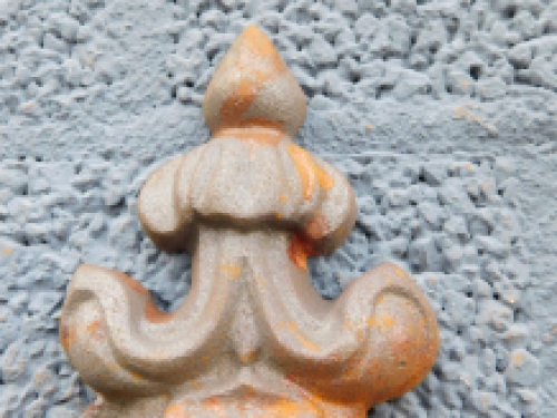 Wall anchor, cast iron, rust, art nouveau style