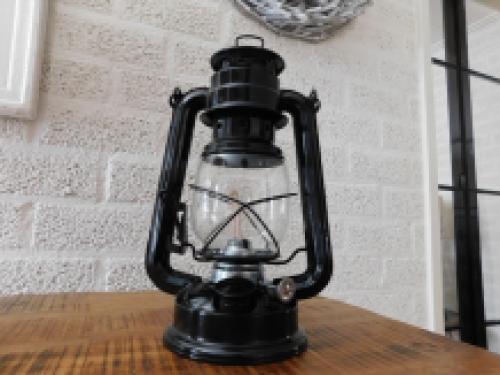 Windlight - oil lantern - black