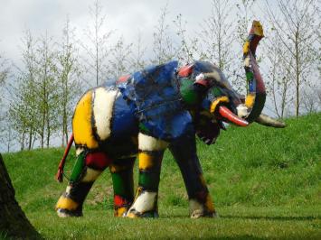 Handmade Elephant with Trunk Raised – Metal – approx. 175 cm – African Design