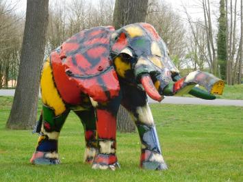 Elefant in Farbe – 110 x 210 cm – Handgefertigt und einzigartig
