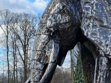 Elefant ''Igor'' XXL - 210 cm - Handgefertigt & Einzigartig