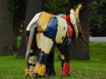 Nacho the Elephant - 80 x 90 cm - Colorful Sculpture - African Artwork