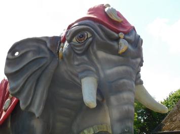 Eenmalig: Olifant XXL - 340 x 400 cm - Uniek Beeld
