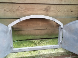 Door for pizza oven - cast iron untreated