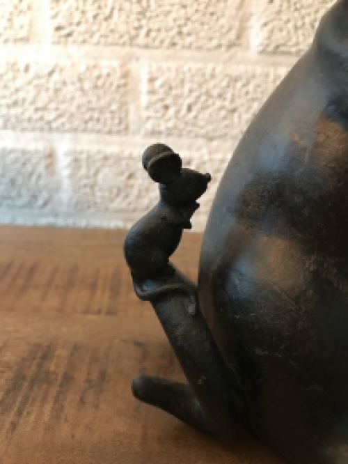 Skulptur: Katze + Maus als Sparschwein