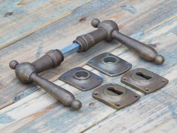 Set Door Hardware BB - Handles and Rosettes - Brass Tumbled