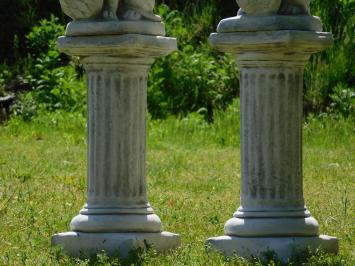 Set of Lions with Shields on Pedestals – 94 cm – Stone
