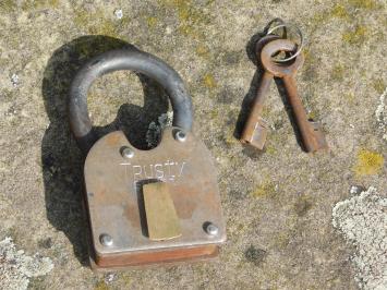Antique Padlock with Keys - Working - Medieval look