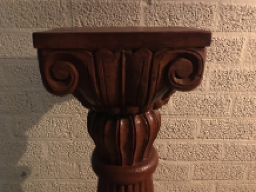 Column - pedestal- Klingel- hand-carved colonial carvings, amazing!!