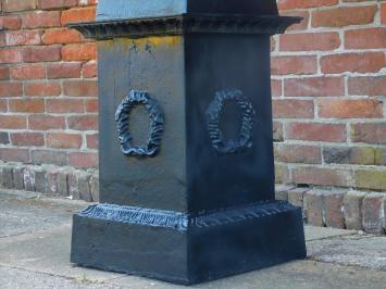 Large Pedestal - Column | Cast iron | Black