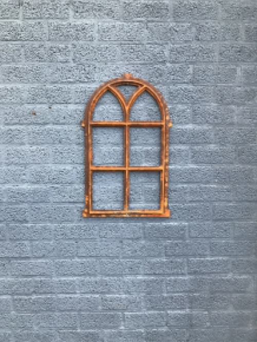 Cast iron stable window with round arches V small