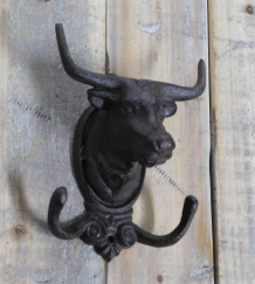 Bull hook cast iron rustic brown