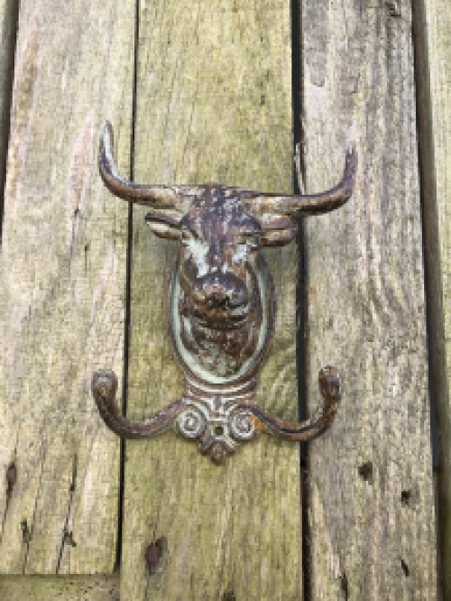 Bull hook cast iron gray-brown patina