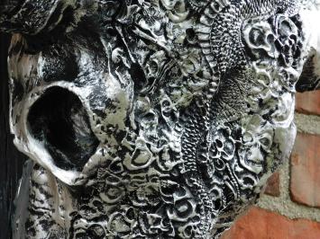 Bull skull XL with skulls - 85 x 80 cm - Polystone